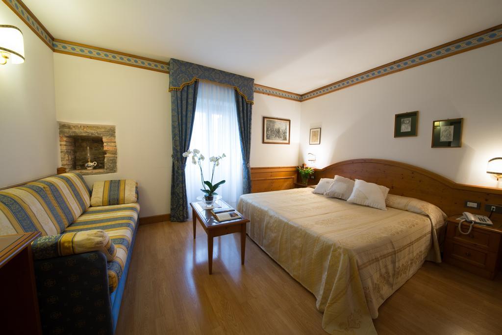 Hotel Locanda Al Pomo D'Oro Cividale del Friuli Rom bilde