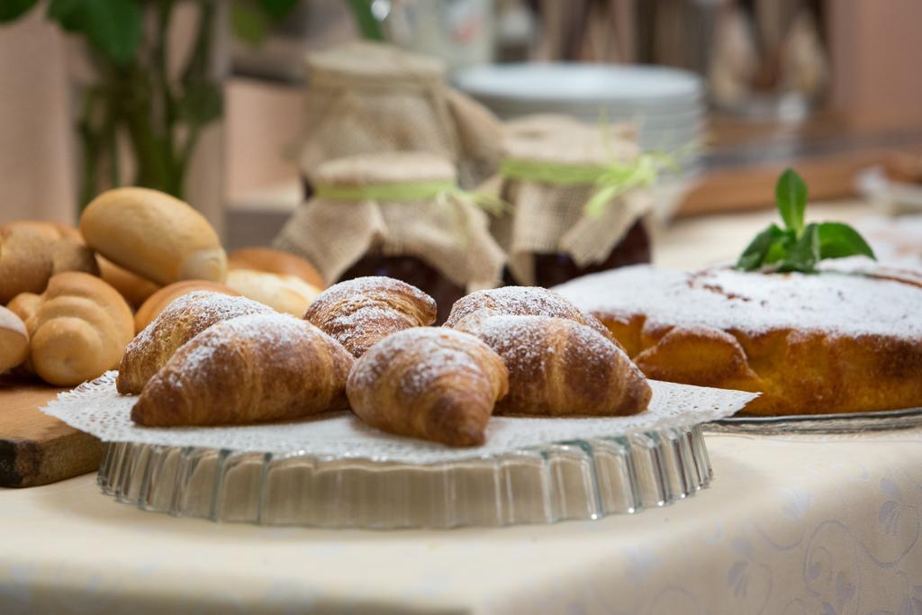 Hotel Locanda Al Pomo D'Oro Cividale del Friuli Eksteriør bilde